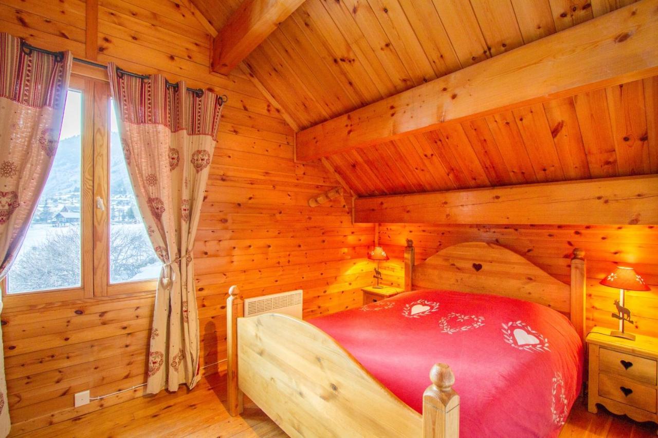 Chalet Le Mélézin hameau des Chazals Nevache Hautes Alpes Buitenkant foto
